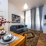 Týnská ulička apartment